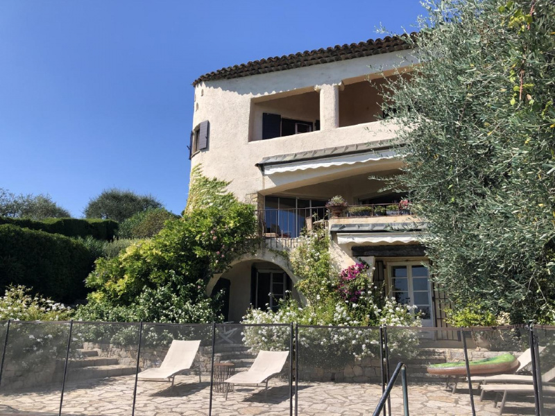 ROBERT BILLAM REAL ESTATE INVESTMENTS, VENTE Villas, réf : 2134 / 714052